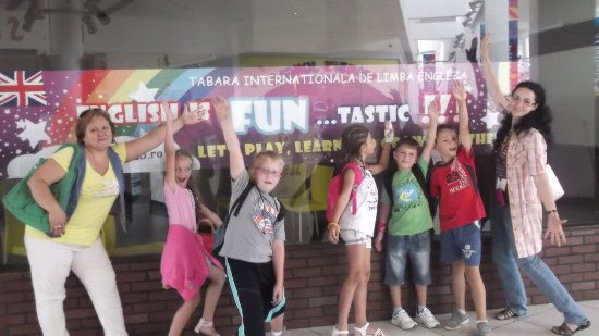 Tabara de engleza "English is fun...tastic!!!" Piatra Neamt 2013