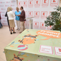 Kaufland Romania aduce tinerelor mame Primul zambet,  cutia cu lucruri necesare in primele zile de viata ale copilului