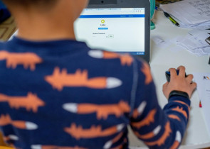 UNICEF: Copiii sunt expusi unui risc crescut in mediul online in timpul pandemiei de COVID-19