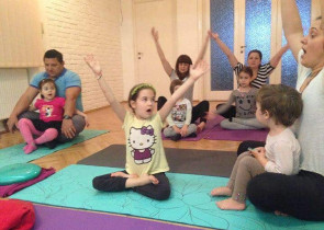 Atelier Yoga Familiei cu si pentru copii la PsihoYoga