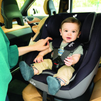 SPIN SAFE, cel mai sigur scaun auto rearward-facing de la Joie