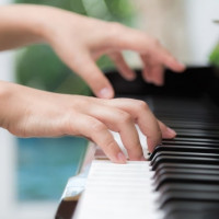 Cursurile de muzica influenteaza pozitiv rezultatele scolare ale elevilor